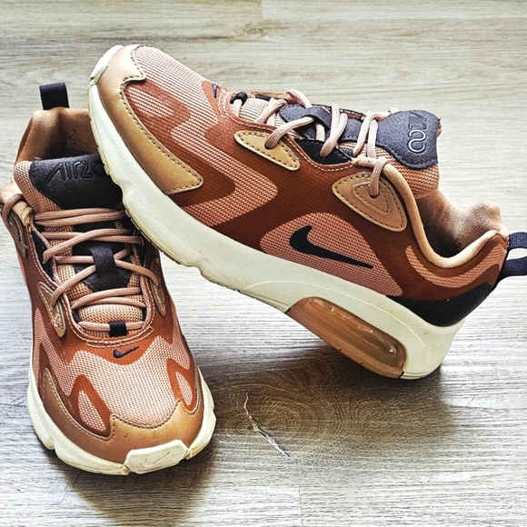 Nike Air Max 200 Women’s Sneakers - Size 6.5, Rust Pink/Bronze - Picture 1 of 9